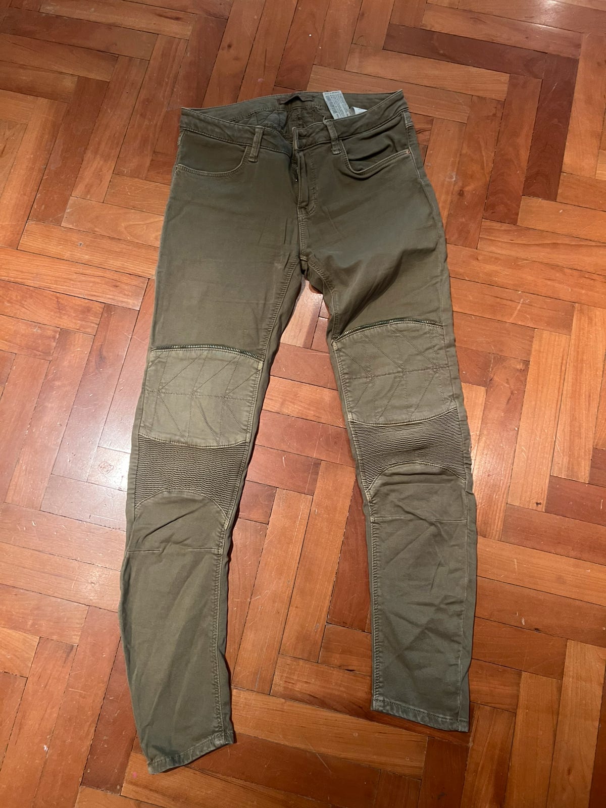 Pull & Bear housut 34