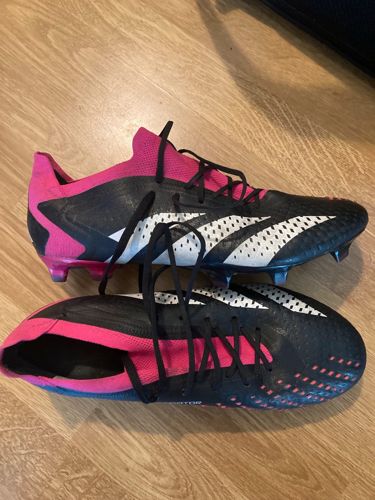 adidas-predator-accuracy-44-2-3-tori