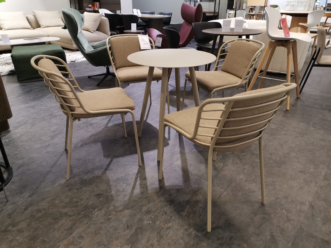 BoConcept, Cancun-pöytä ulkokäyttöön