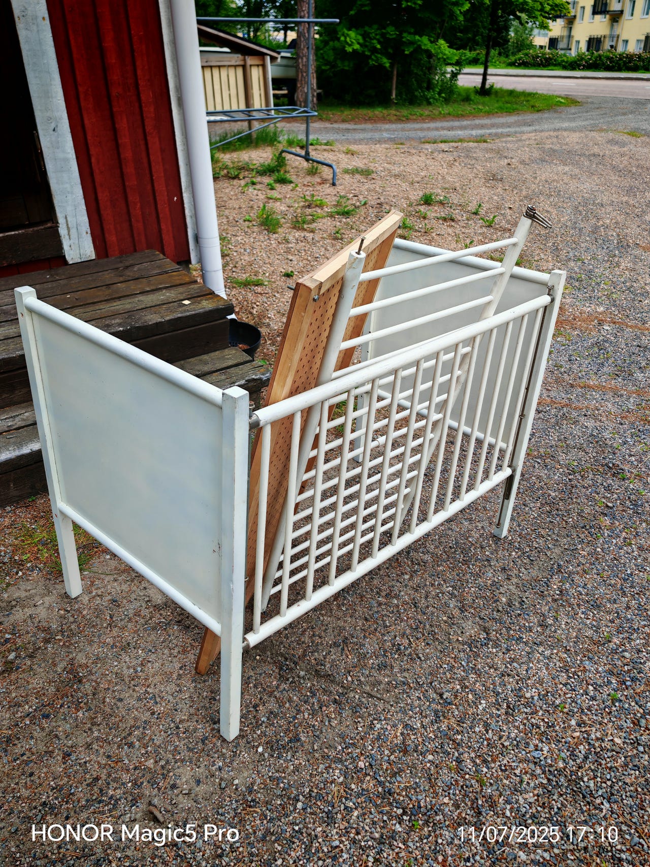 Lasten pinnasänky