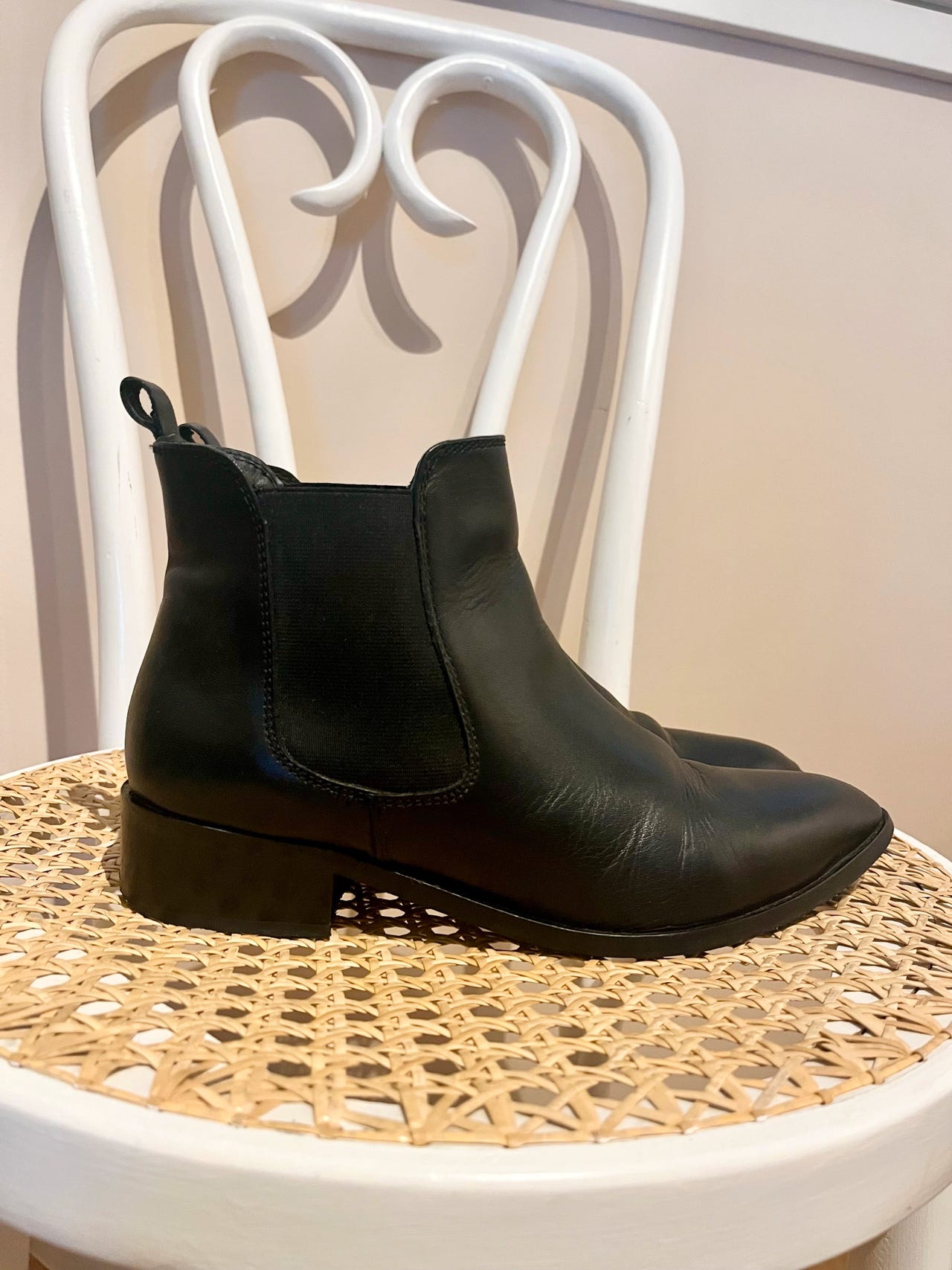 Nahkanilkkurit Chelsea malli 39 H&M