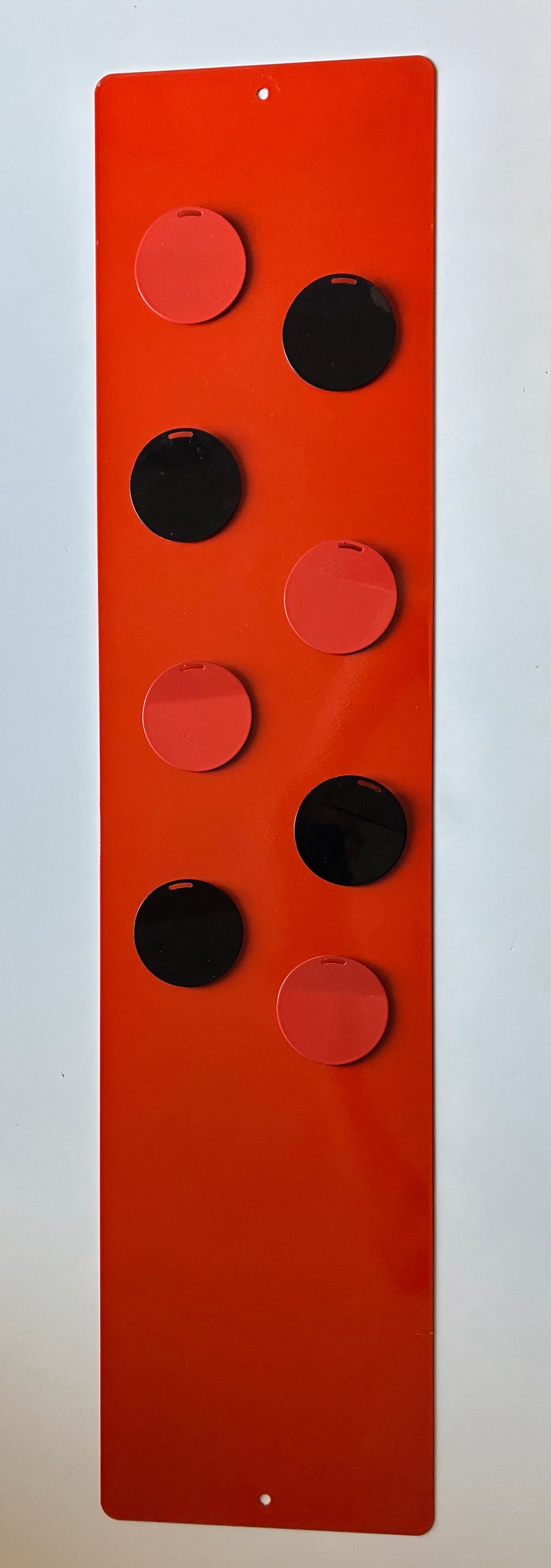 Ilmoitustaulu magneeteilla