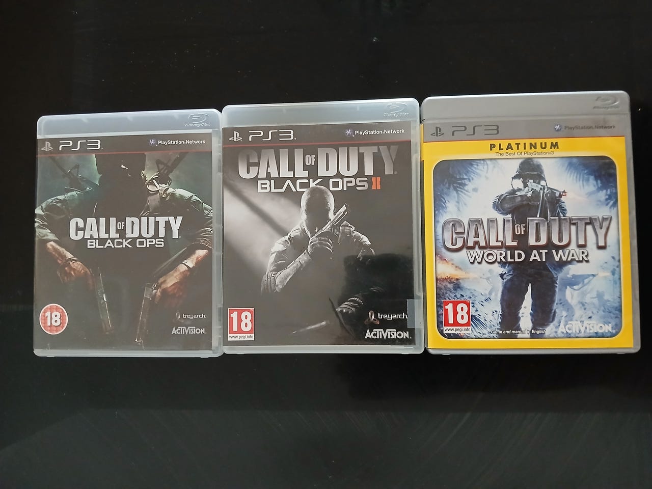 Myydään kolme call of duty peliä kaikki kerralla. | Tori