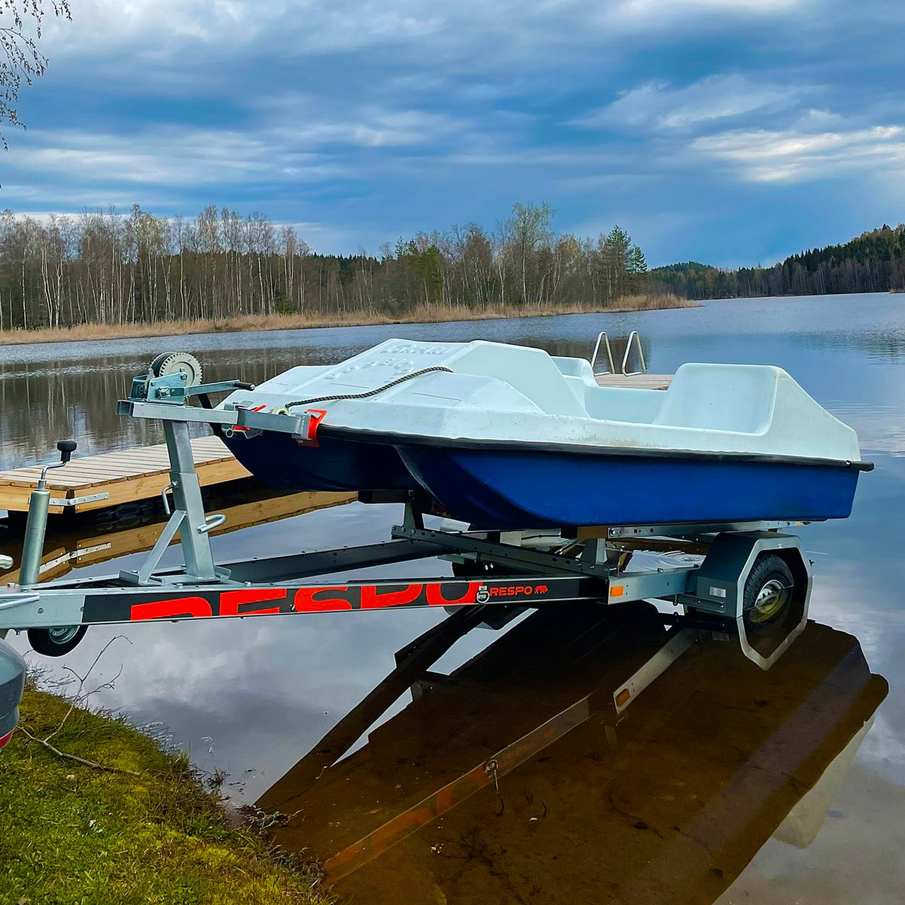 Vuokrataan Polkuvene + Traileri
