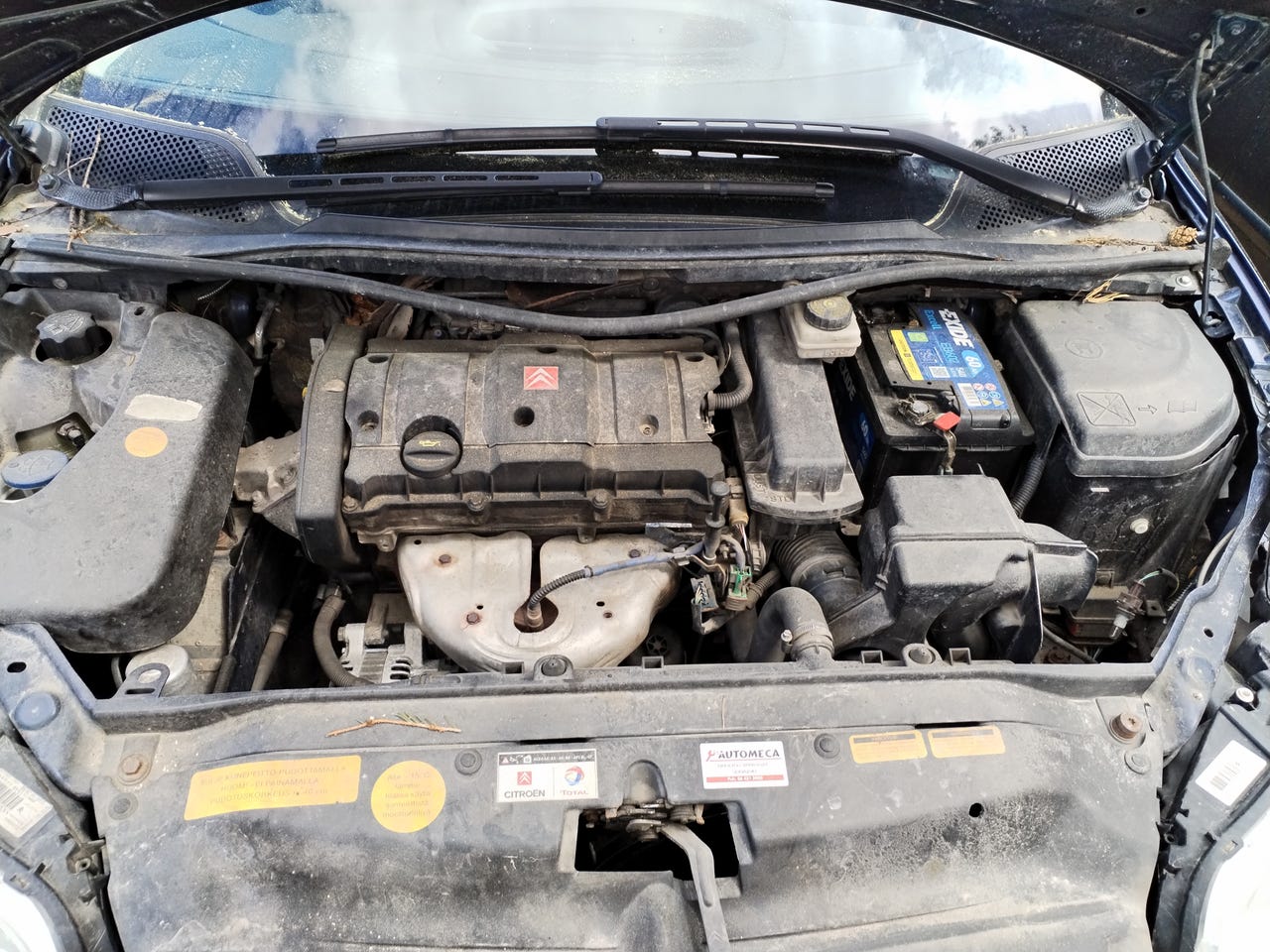 Citroën c4 1.6 bensa osina