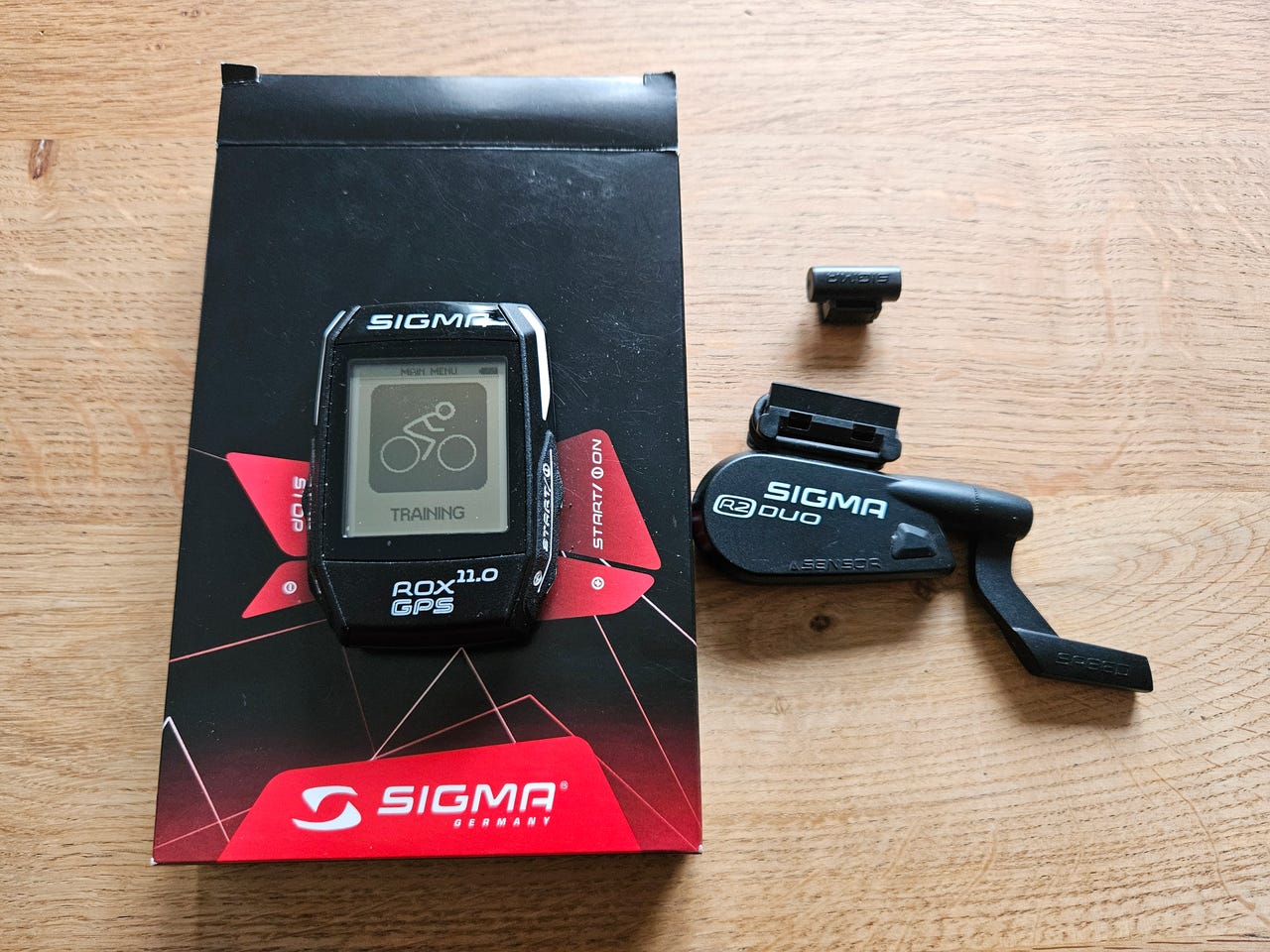 Sigma ROX 11.0 pyörätietokone + sensorit