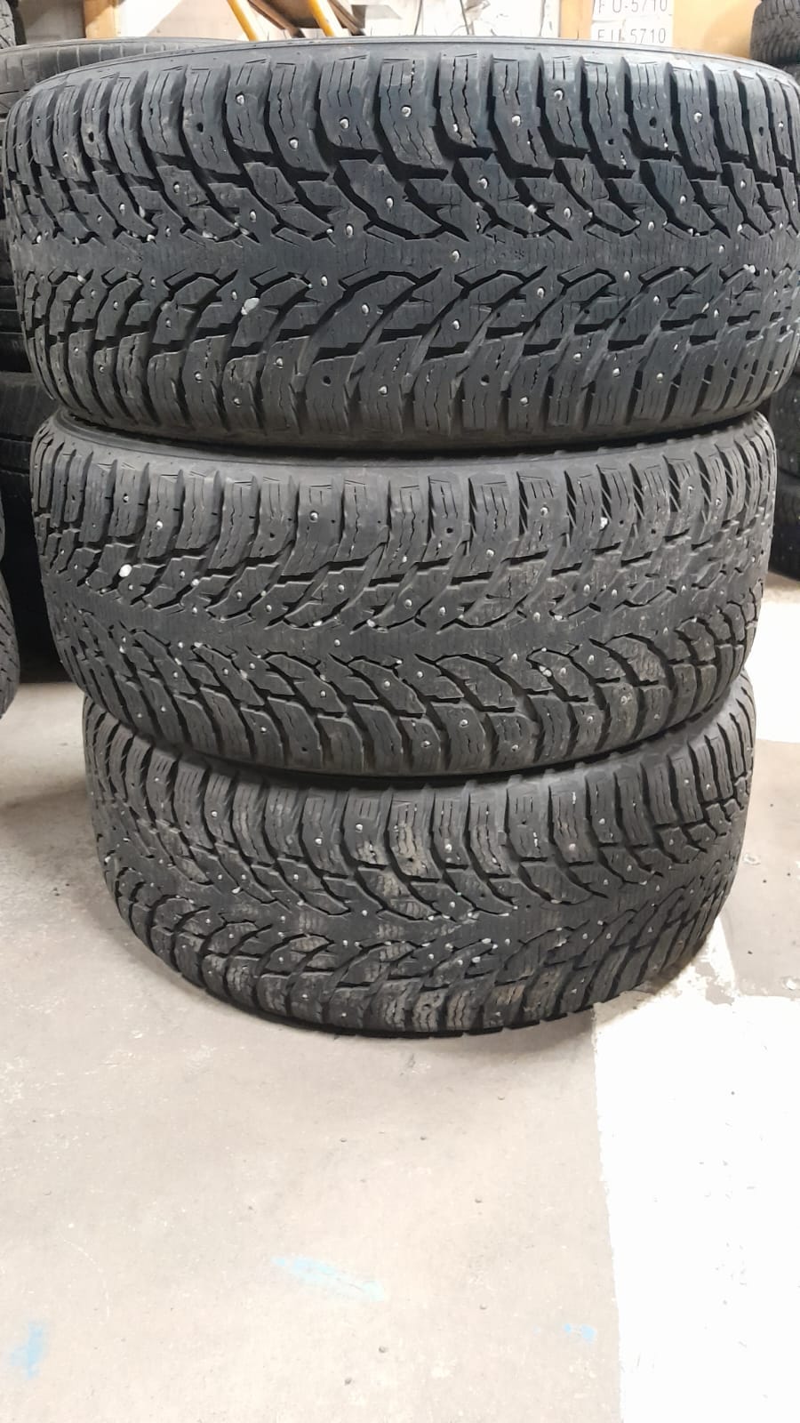 Nokian Hakkapeliitta 9 275/45R21