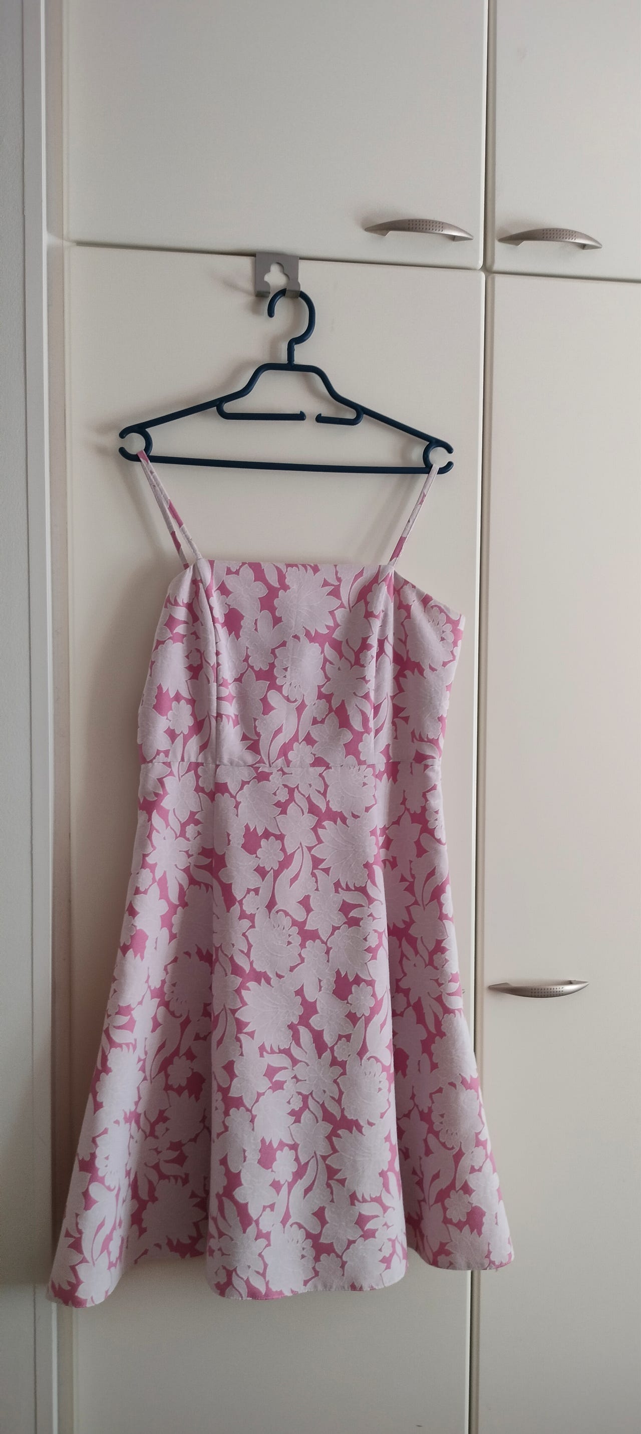 Tazzia juhlamekko/koko S/Kuopio