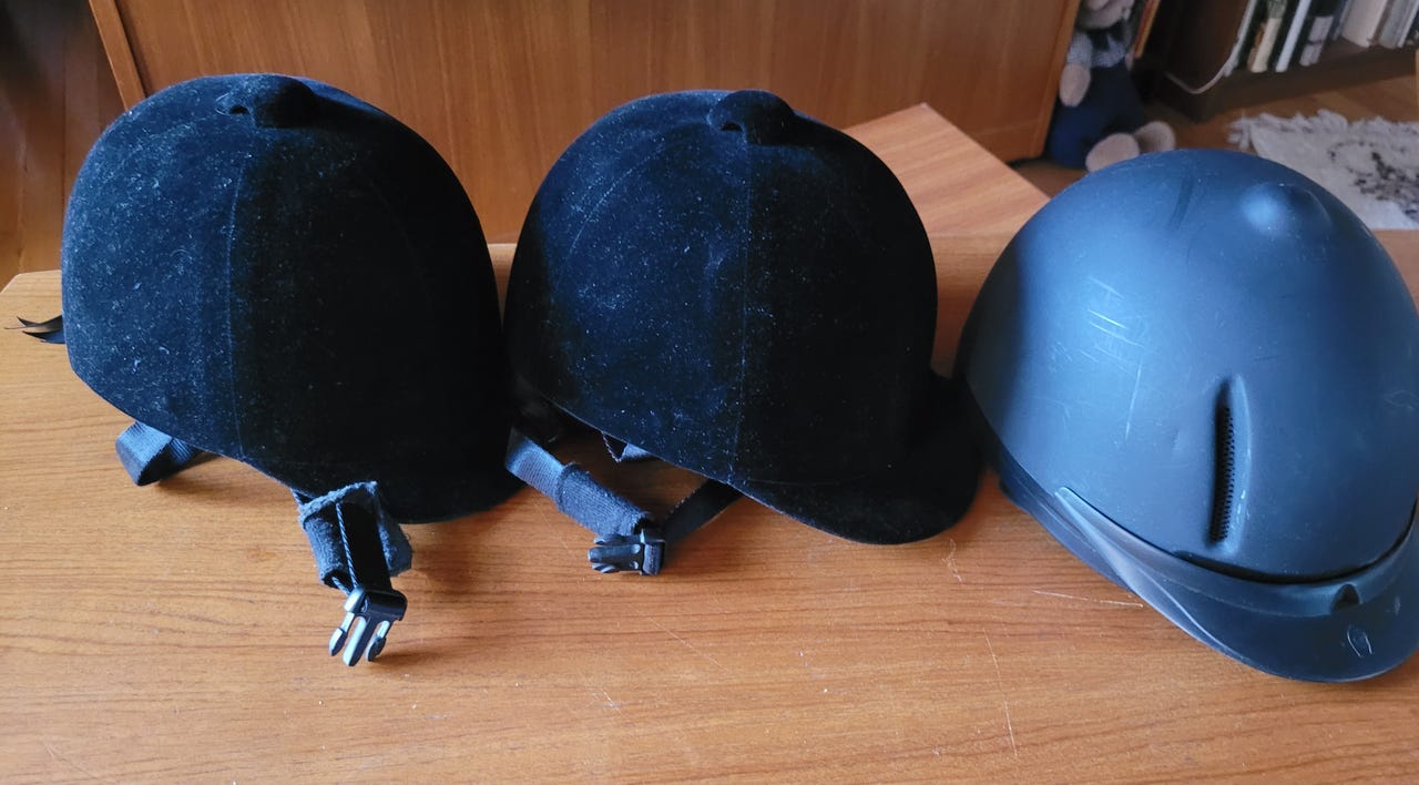 Ratsastuskypärät 56/57