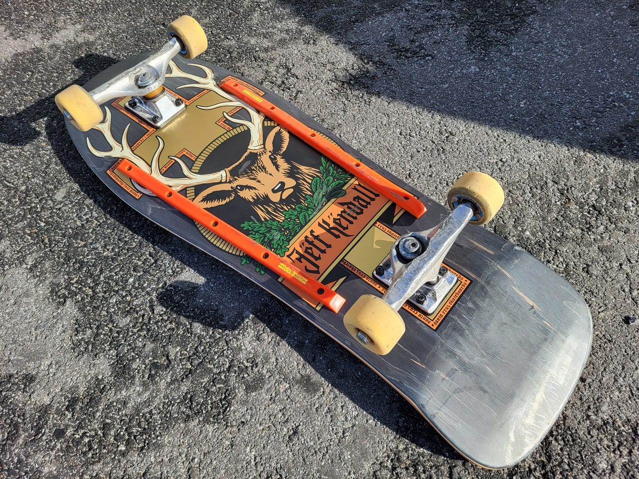 Santa Cruz Jägermeister skeitti