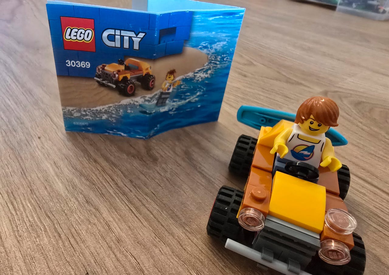 LEGO City 30369 Rantakirppu Tori