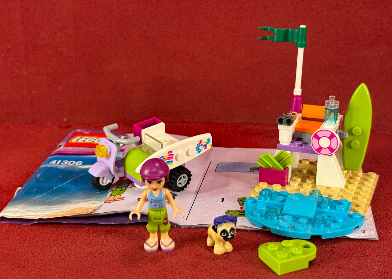 Lego Friends 41306 Mias Beach Scooter
