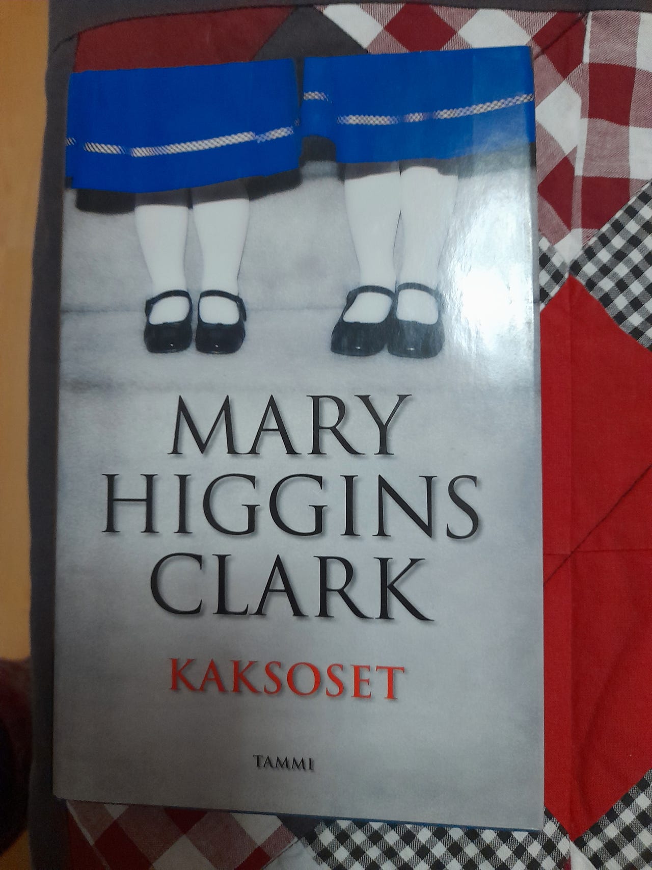 Mary Higgins Clark. Kaksoset.