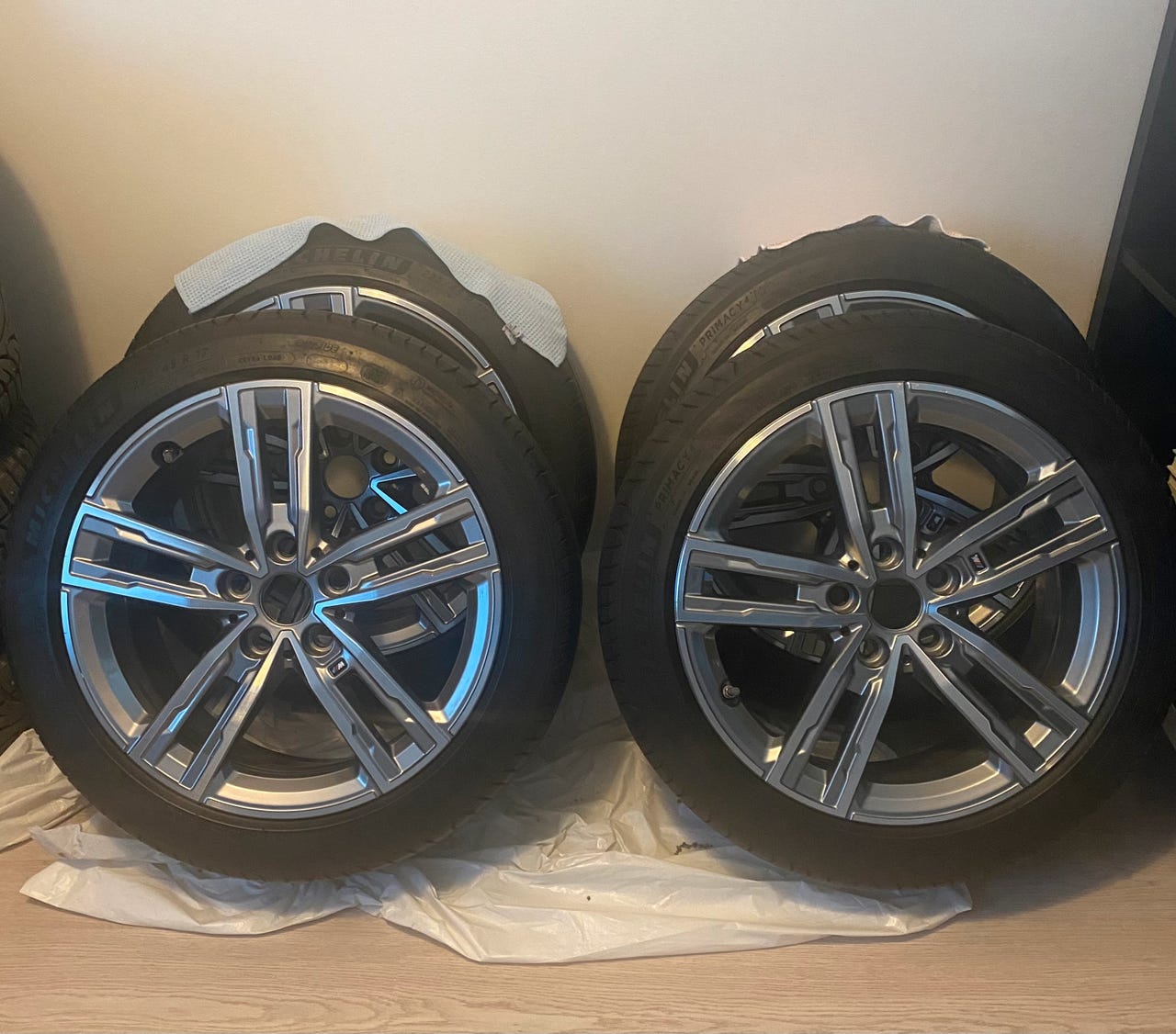 Original BMW 550 style M Sports rims with summer tires 4kpl 17x7
