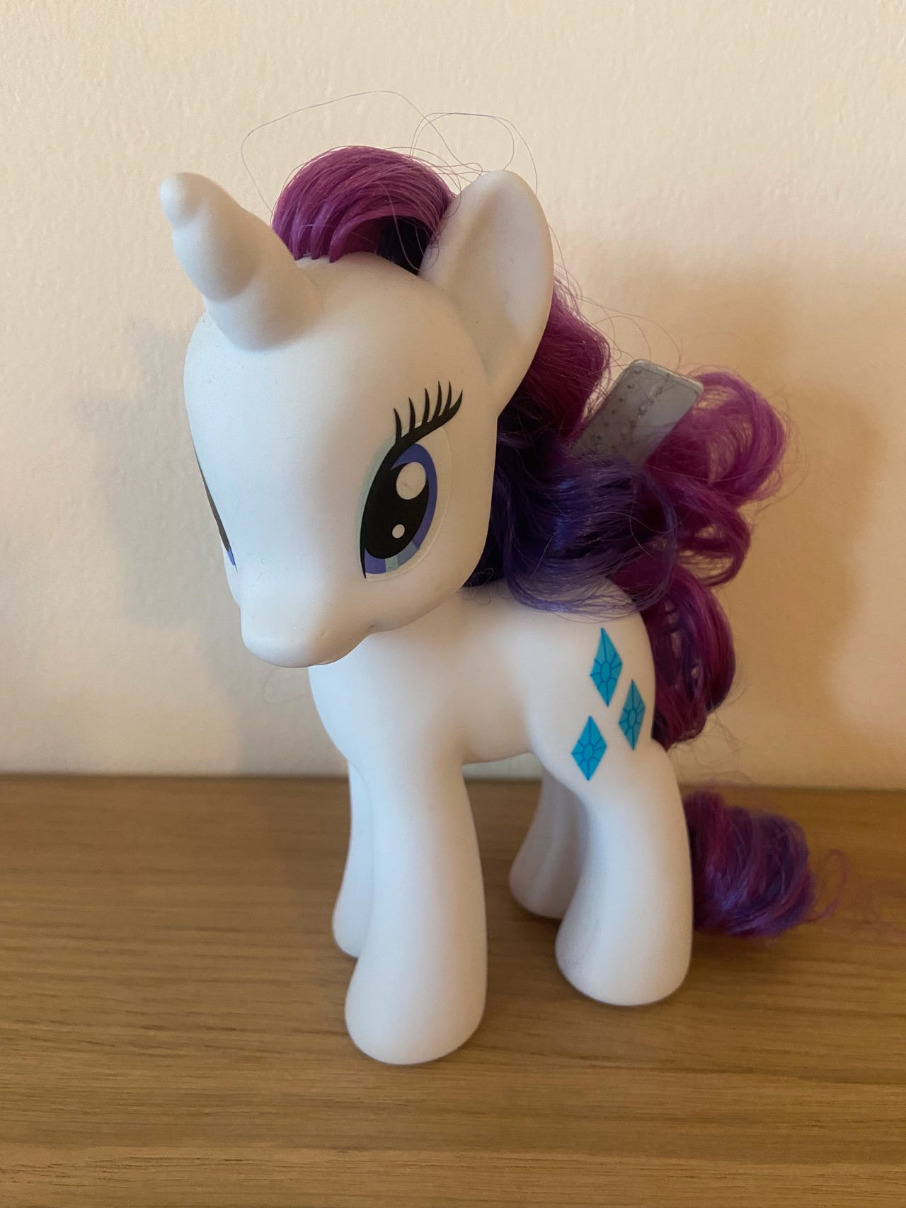 MLP My Little Pony - Frienship is Magic - Rarity - Fashion style G4 ...