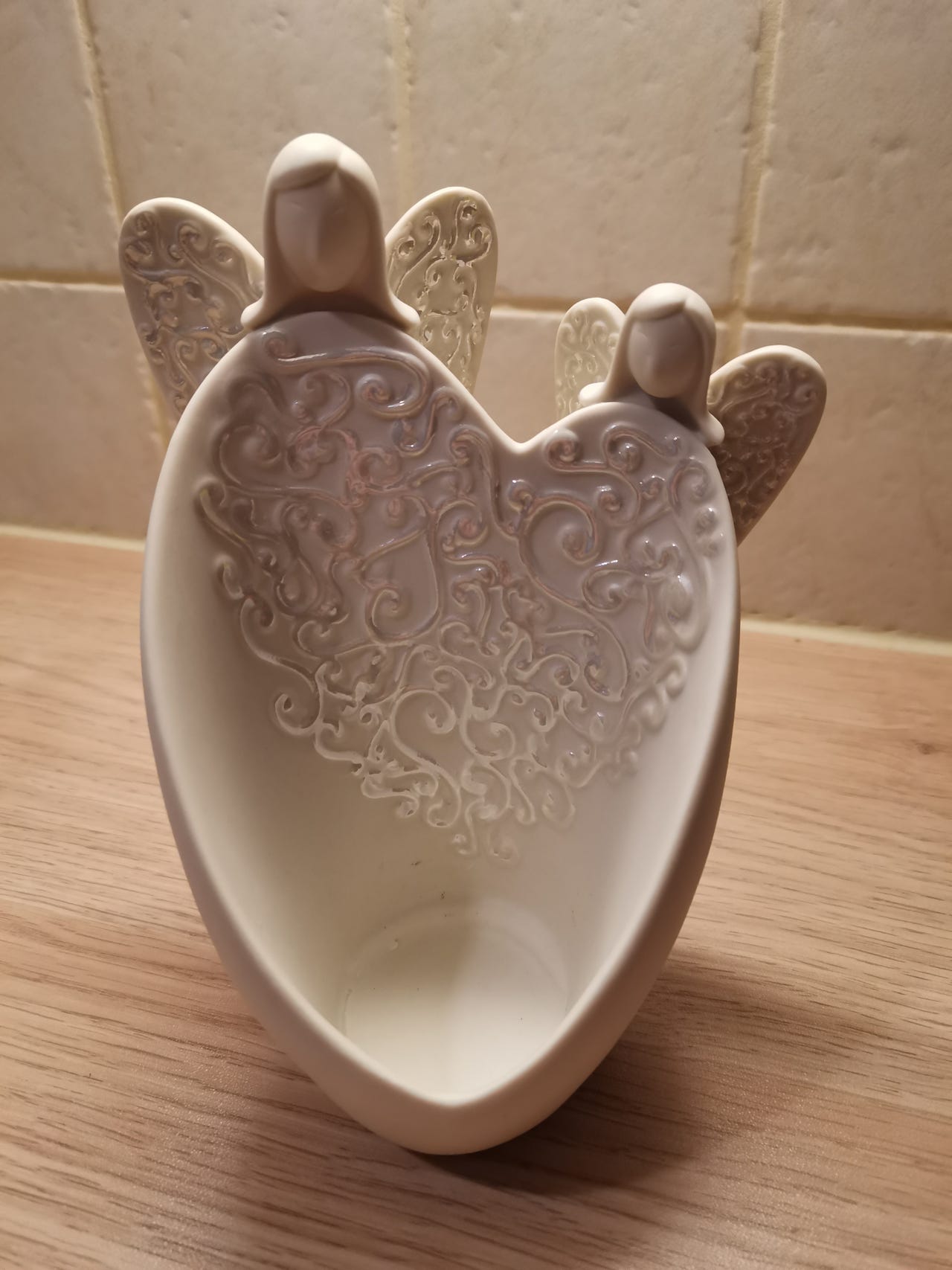 Ystävyyden enkeli tuikkusomiste, Partylite
