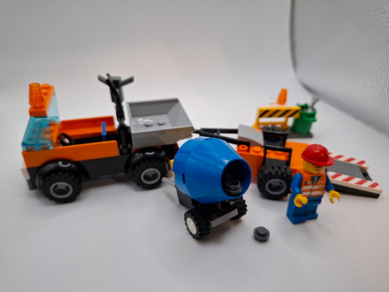 Lego Juniors Lego Road Repair Truck Road Repair Truck 10750