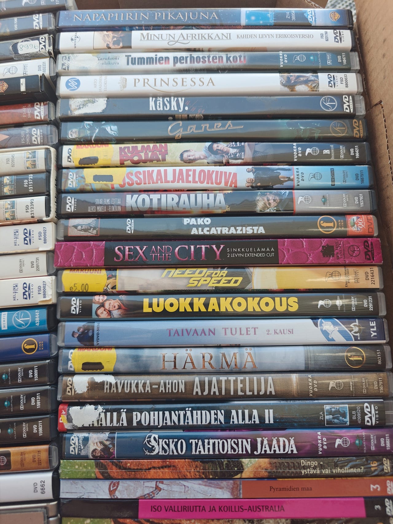 DVD:t ja blue-rayt edullisesti