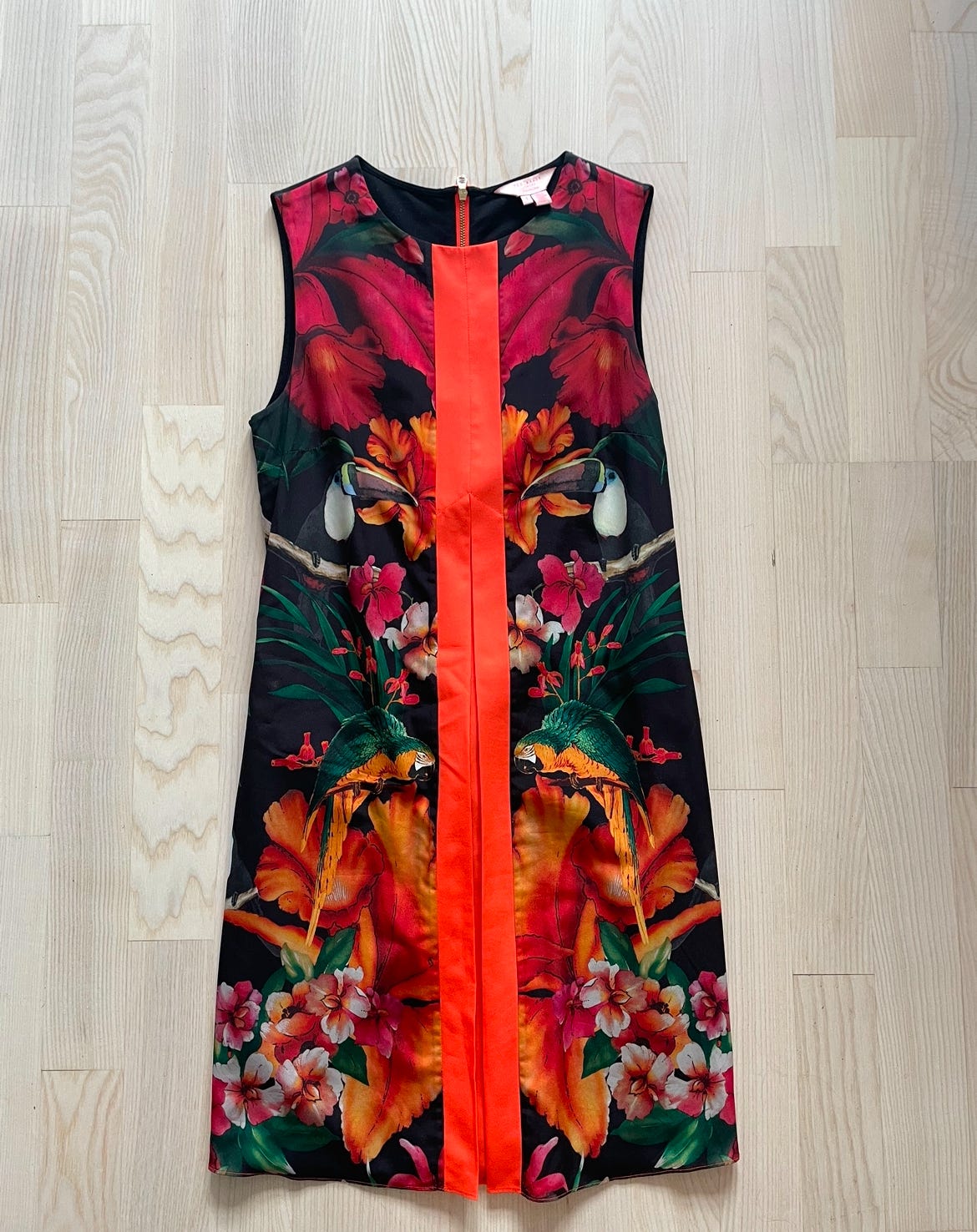 Ted Baker kotelomekko