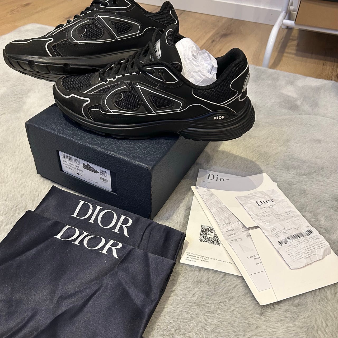 H&M b30 sneakers