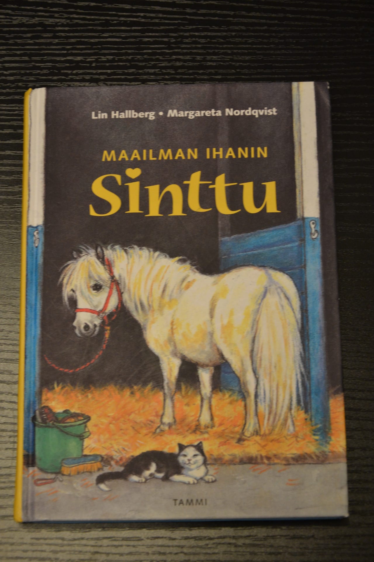 Lin Hallberg, Margareta Nordqvist. Maailman ihanin Sinttu | Tori