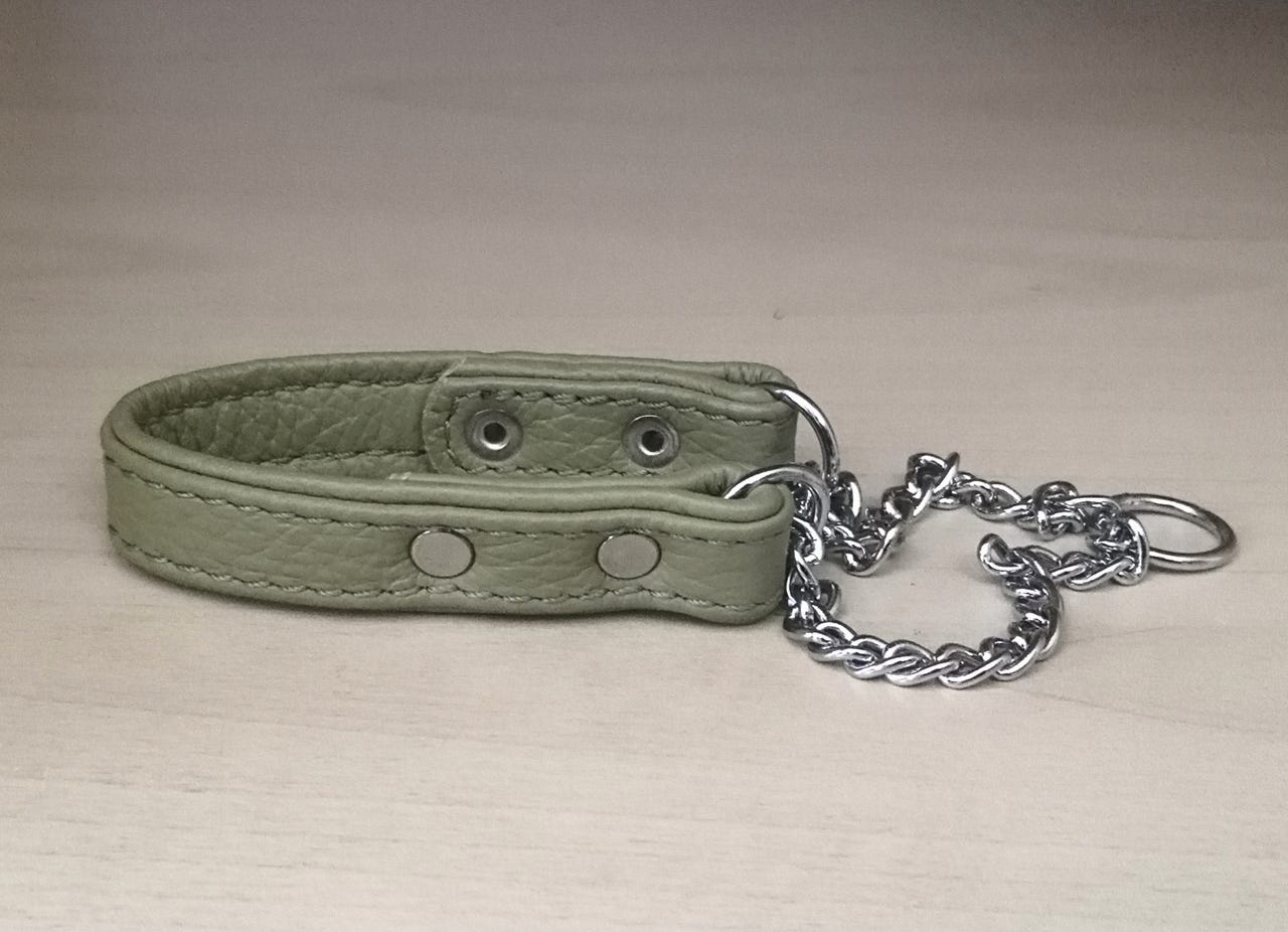 Nahkainen puolikiristävä kaulain (29/16cm)