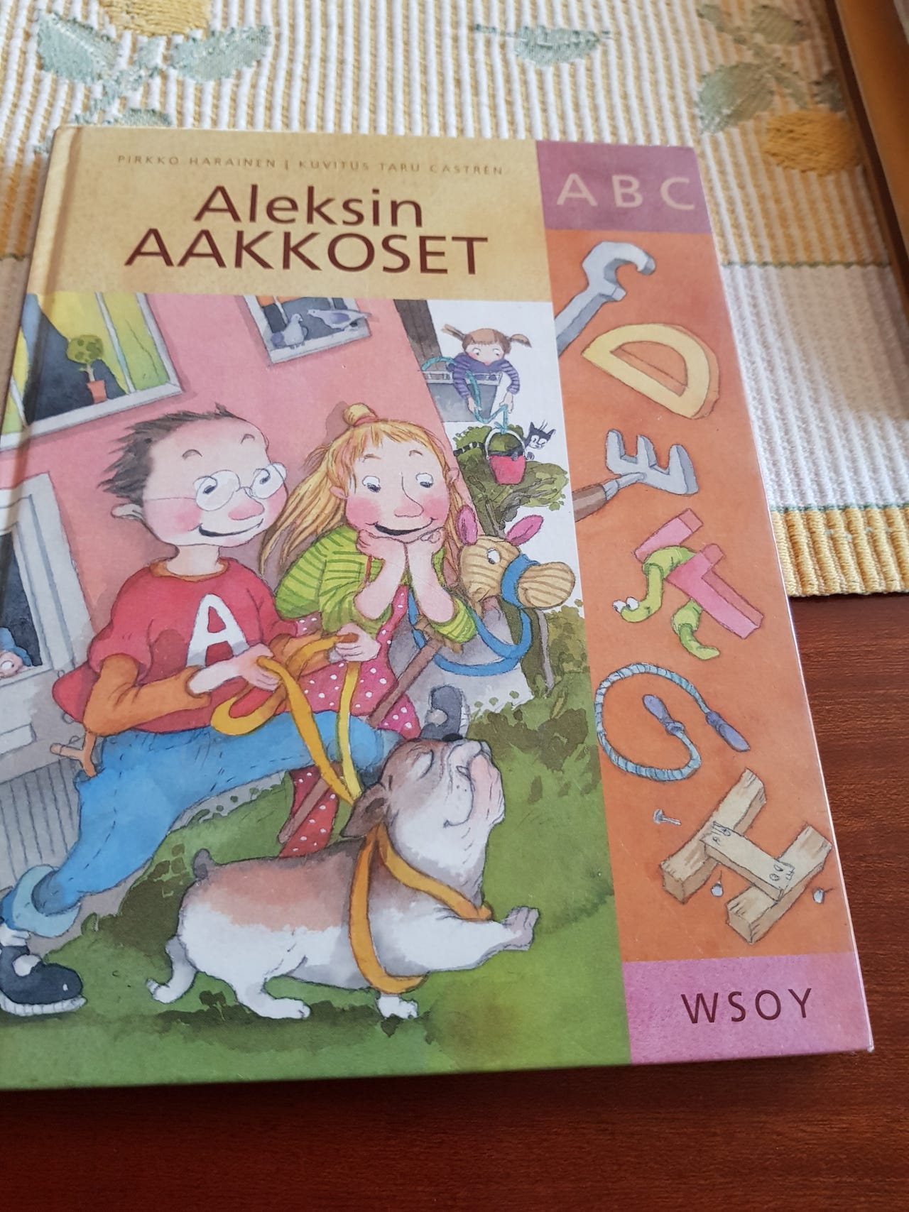 Aleksin aakkoset.  Pirkko Harainen
