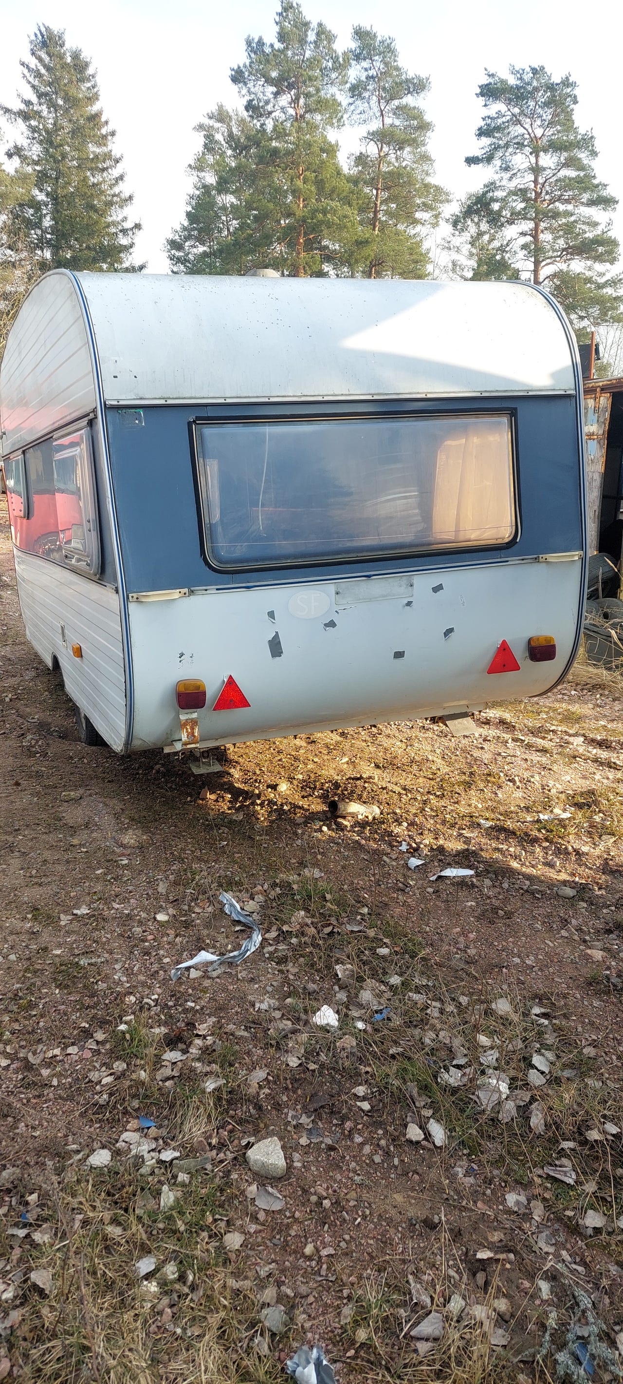 Adria 450 as vaunu