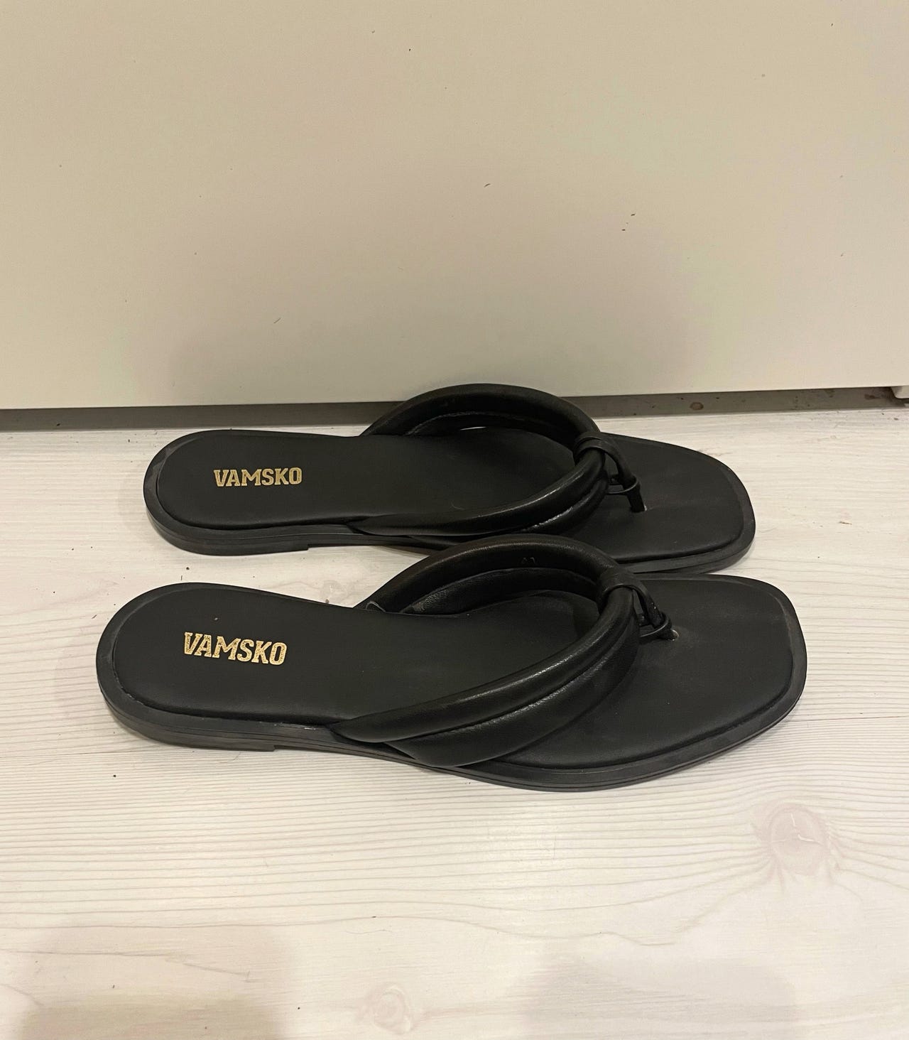 Vamsko nahkasandaalit