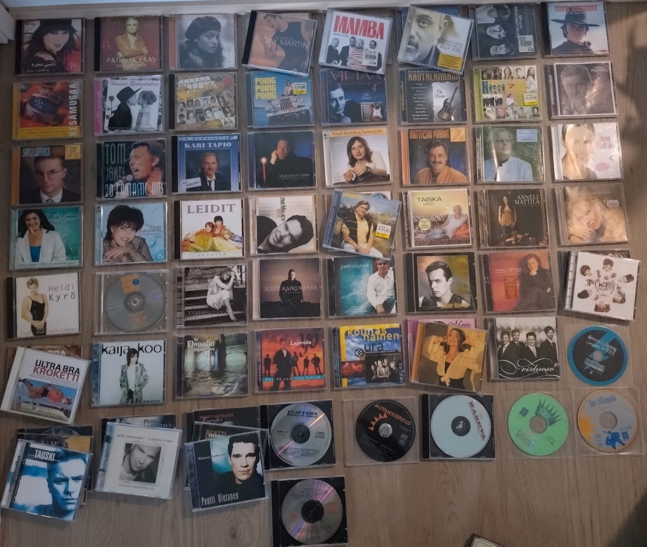 Cd-levyjä