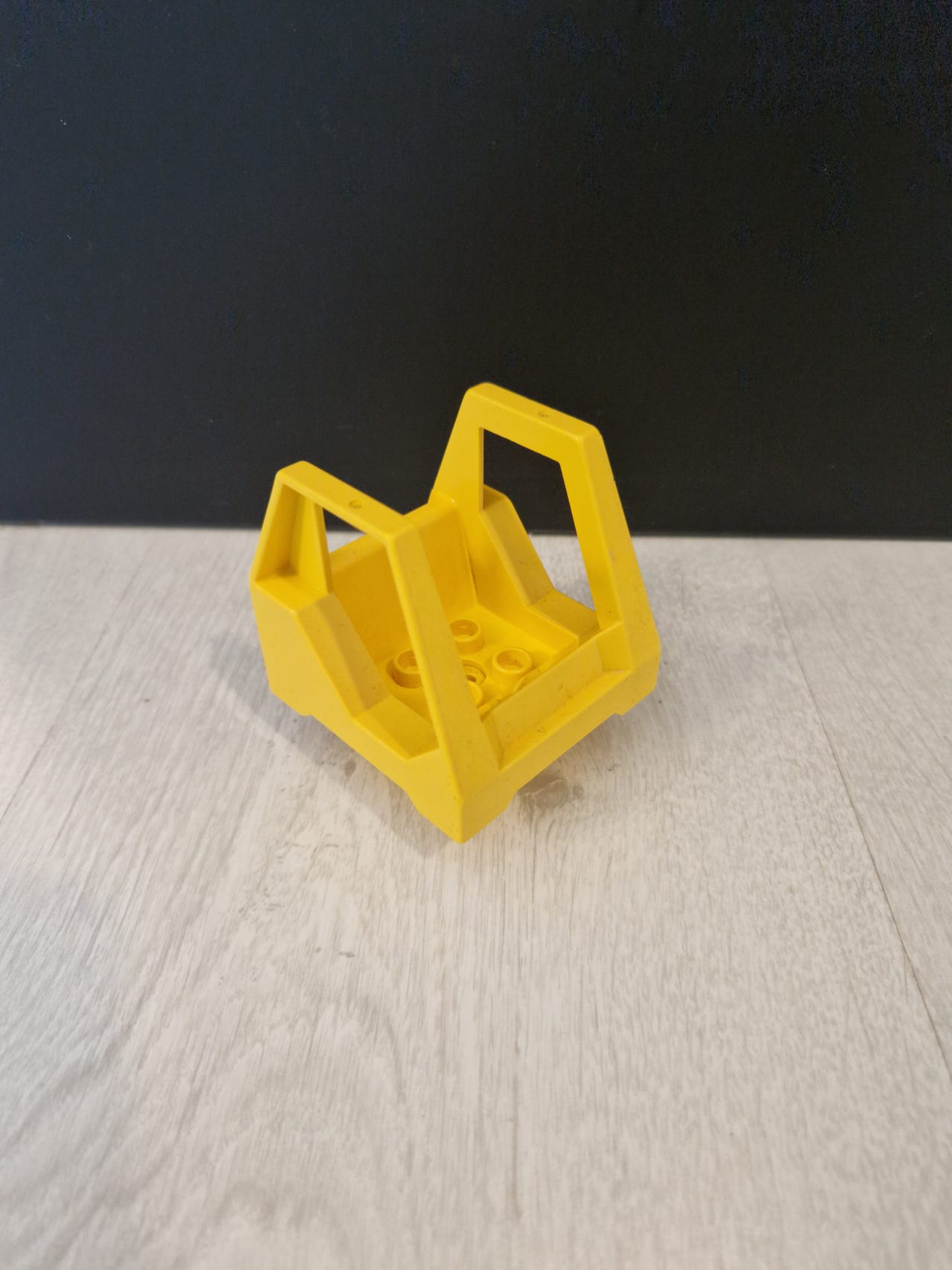 Lego Duplo, ajoneuvon hytti