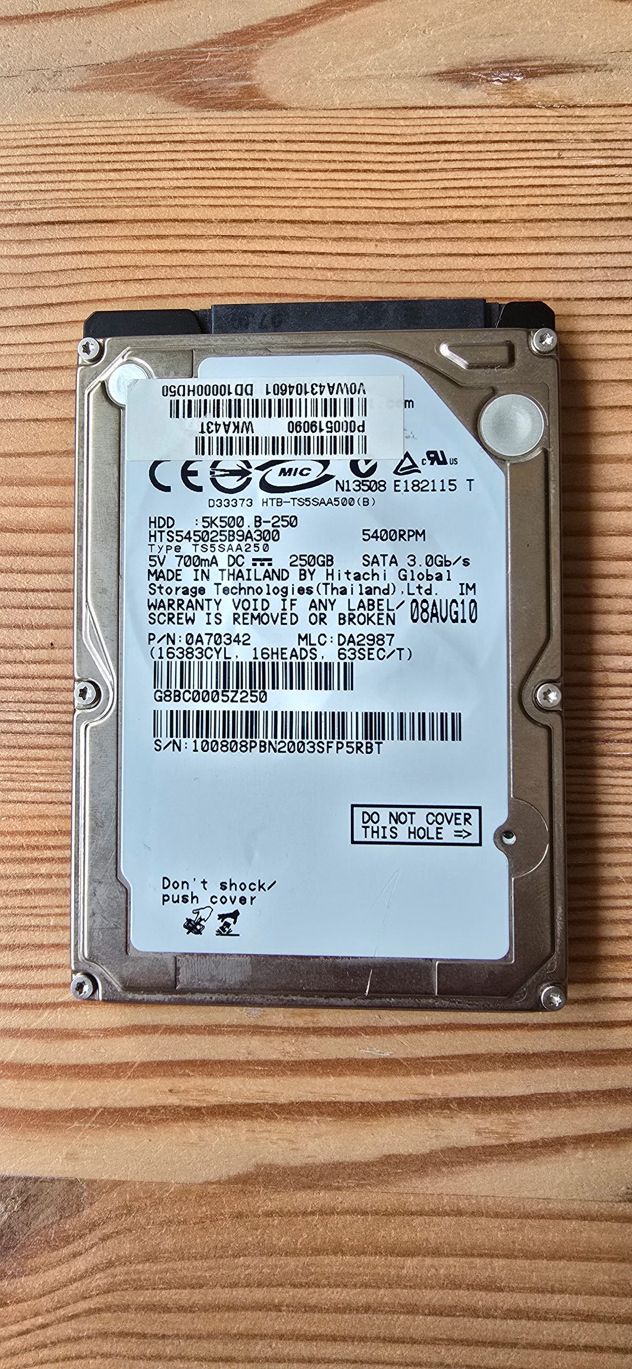 Hitachi 250gb SATA kiintolevy