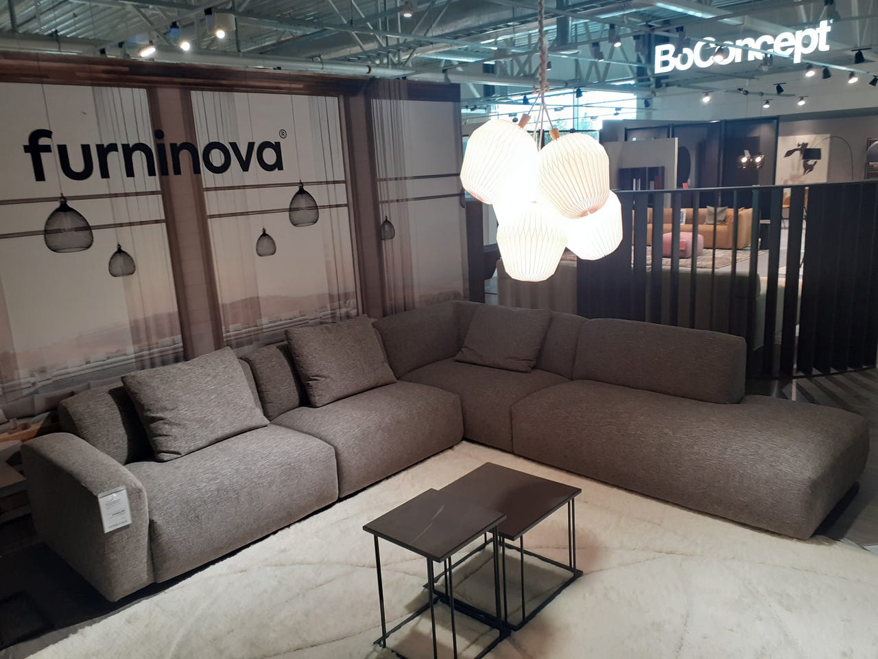 Furninova Block-kulmasohva avopäädyllä OVH 5440,-
