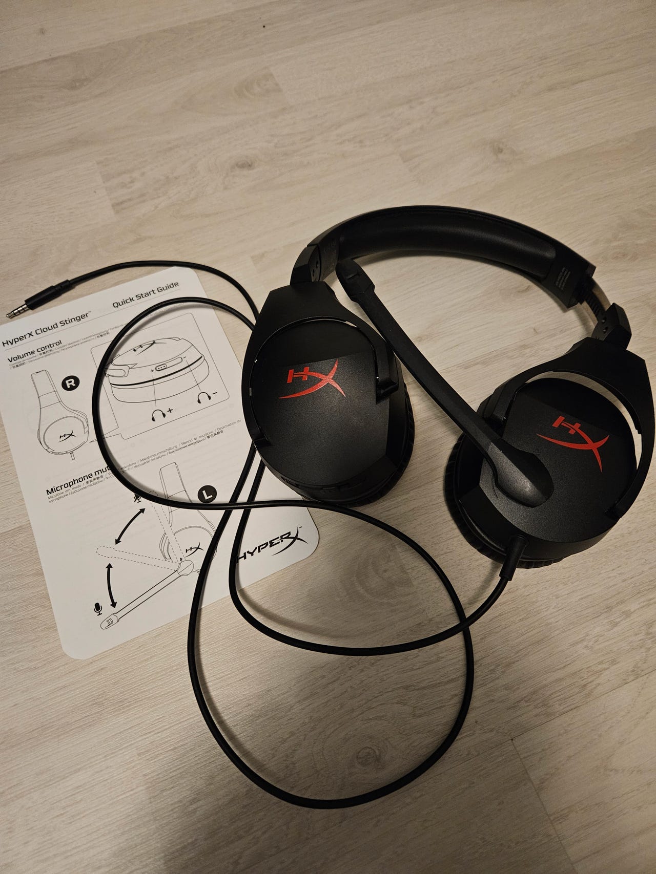 HyperX Cloud Stinger pelikuulokkeet