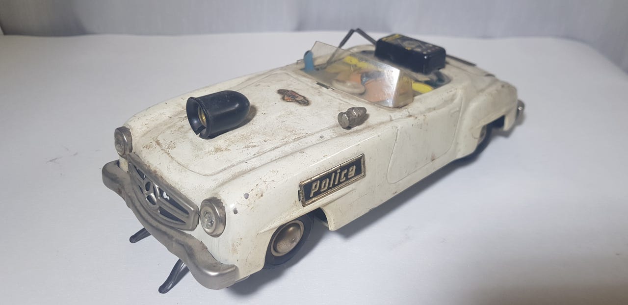 Mercedes peltiauto