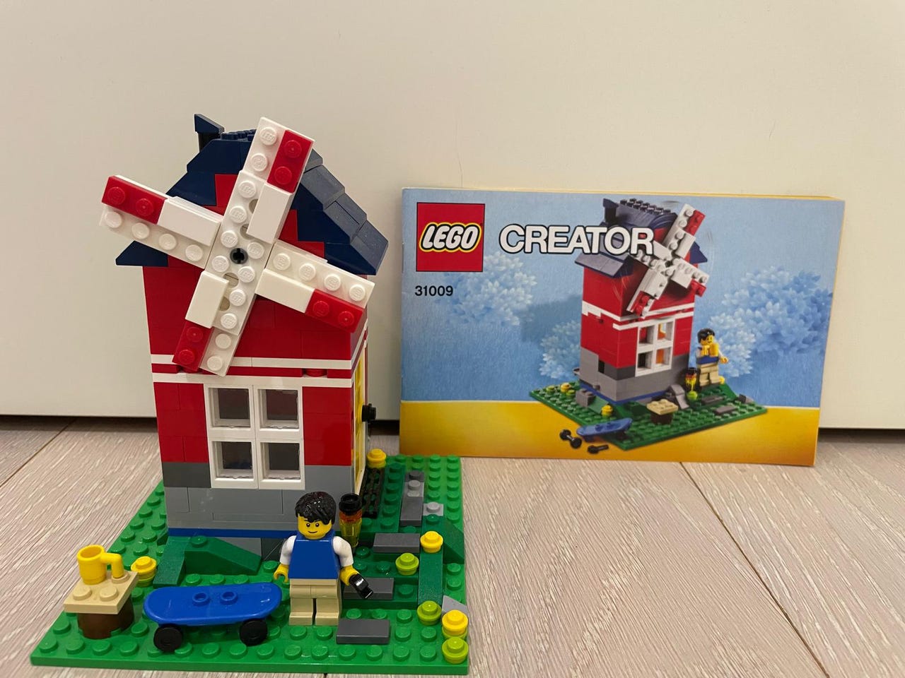 Lego Creation Lego 31009 Creator LEGO Small Cottage 31009