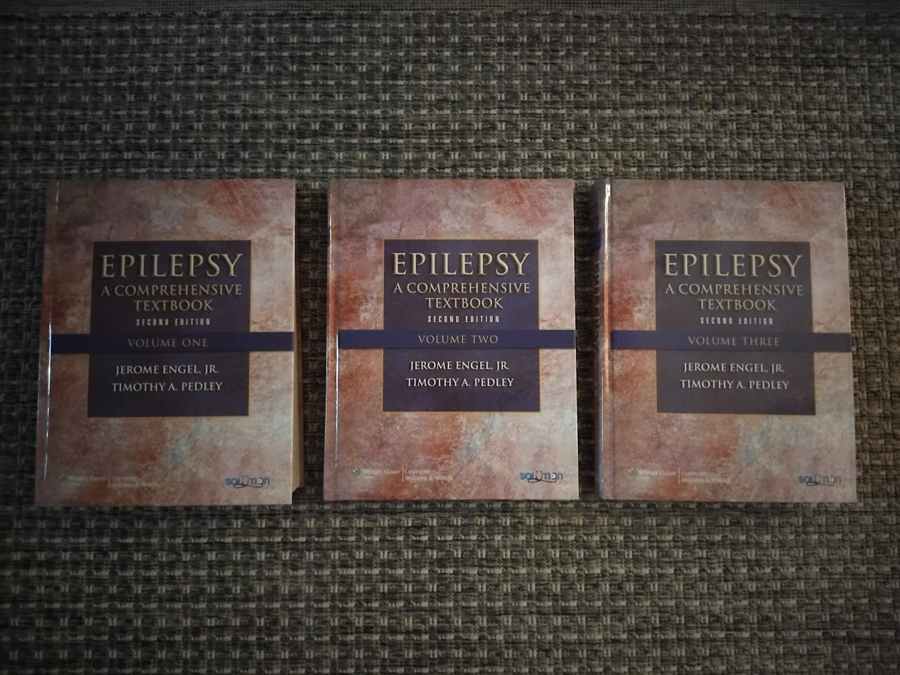 Epilepsy: A Comprehensive Textbook kirjasarja 3kpl | Tori