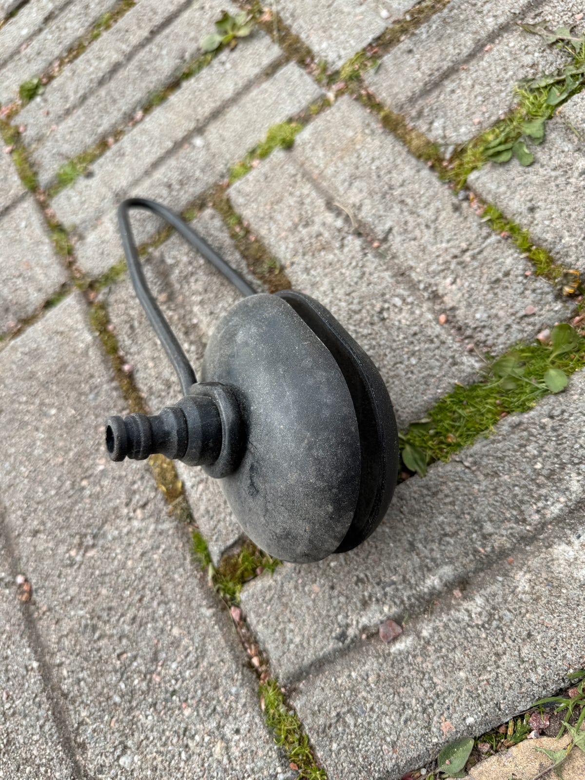 Perämoottorin huuhtelulaite