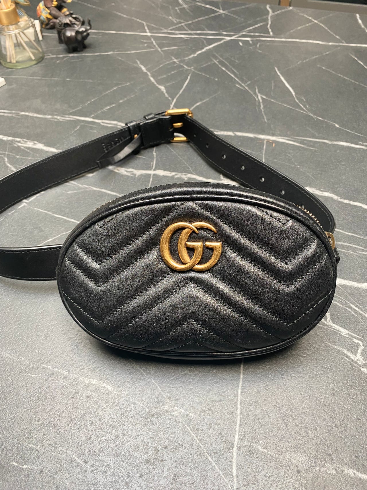 GUCCI GG MARMONT LEATHER BLACK BELT BAG Tori