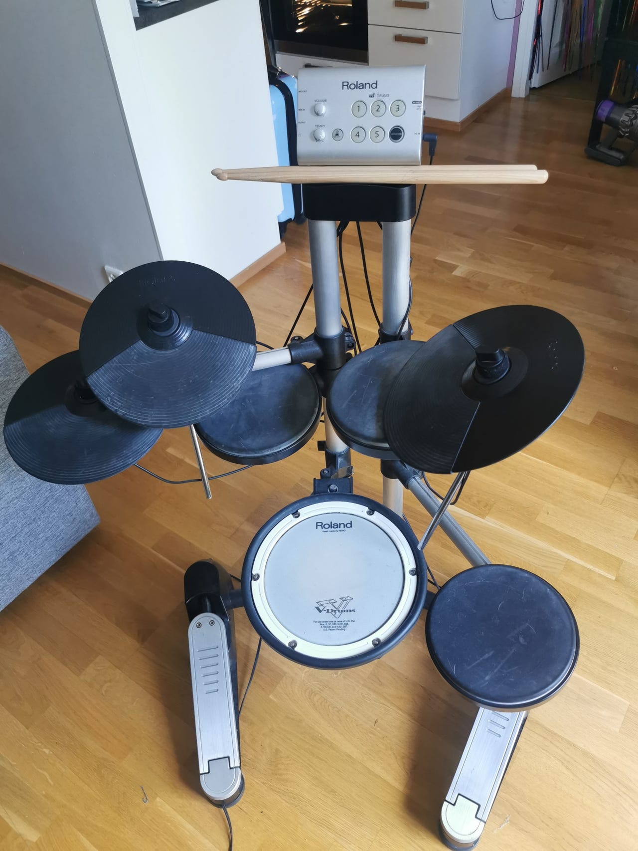 Roland HD-1、PM-01、TDM-1 Roland - HD-1 | V-Drums Lite