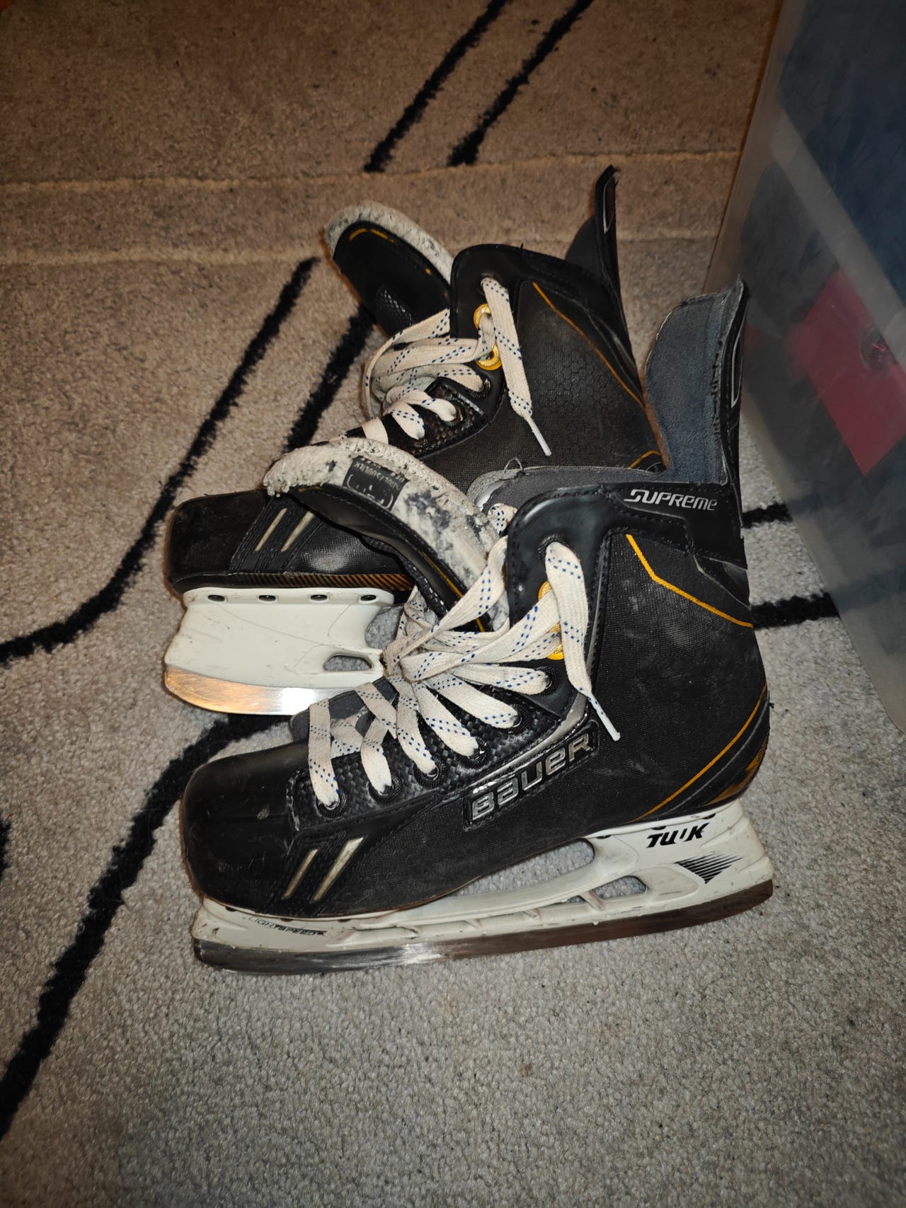 j-kiekko-luistimet-bauer-tori