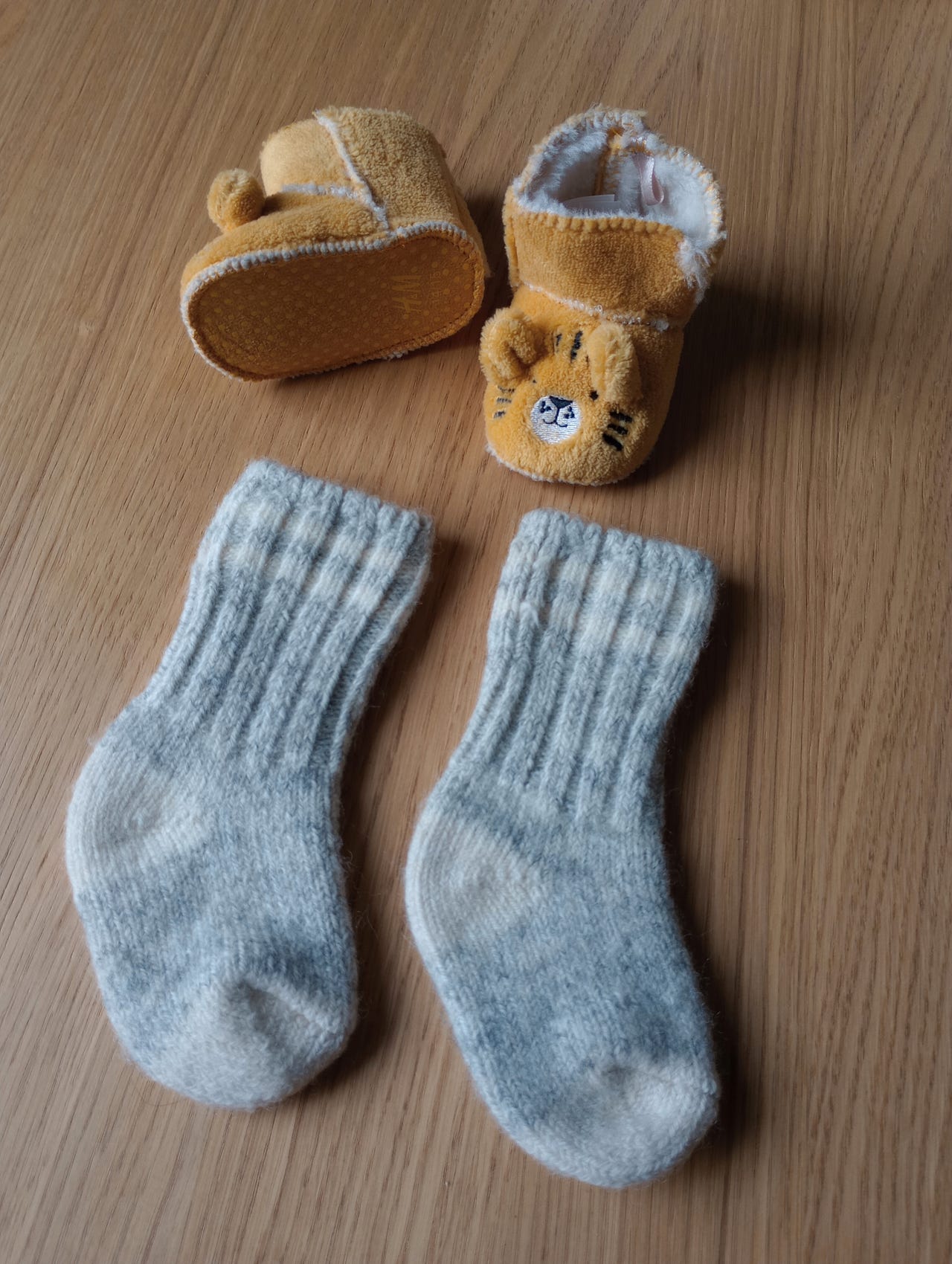 Tossut+Villasukat (Käyttämättömät)
