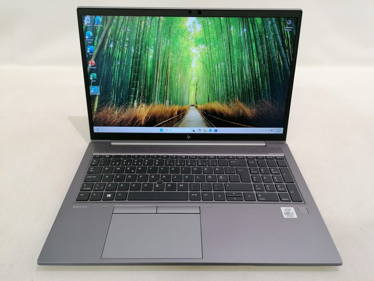 Windowsノート本体 2.ZBook FireFly G7 i7-10510 16/512 P520 2.ZBook FireFly G7 i7-10510 16/512 P520 Laptop HP ZBook