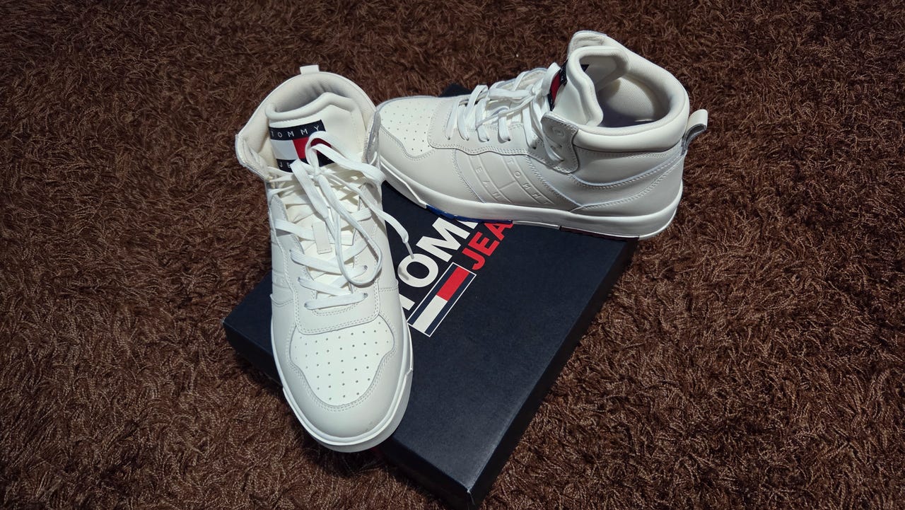 Uudet Tommy Hilfiger lenkkarit