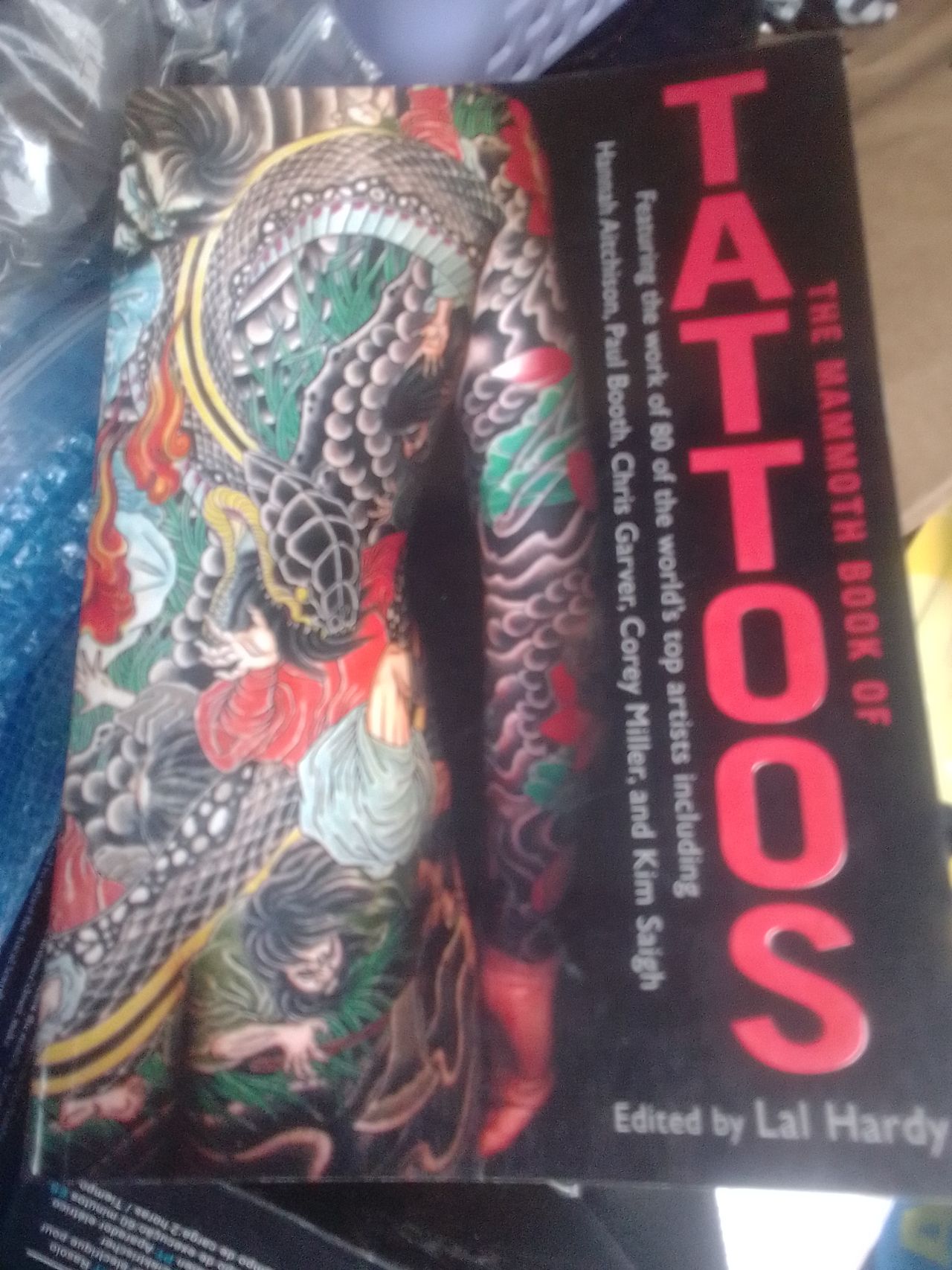 【値引き】THE MAMMOTH BOOK OF TATTOOS　洋書　タトゥー 値引き】THE MAMMOTH BOOK OF TATTOOS 洋書 タトゥー 値引き