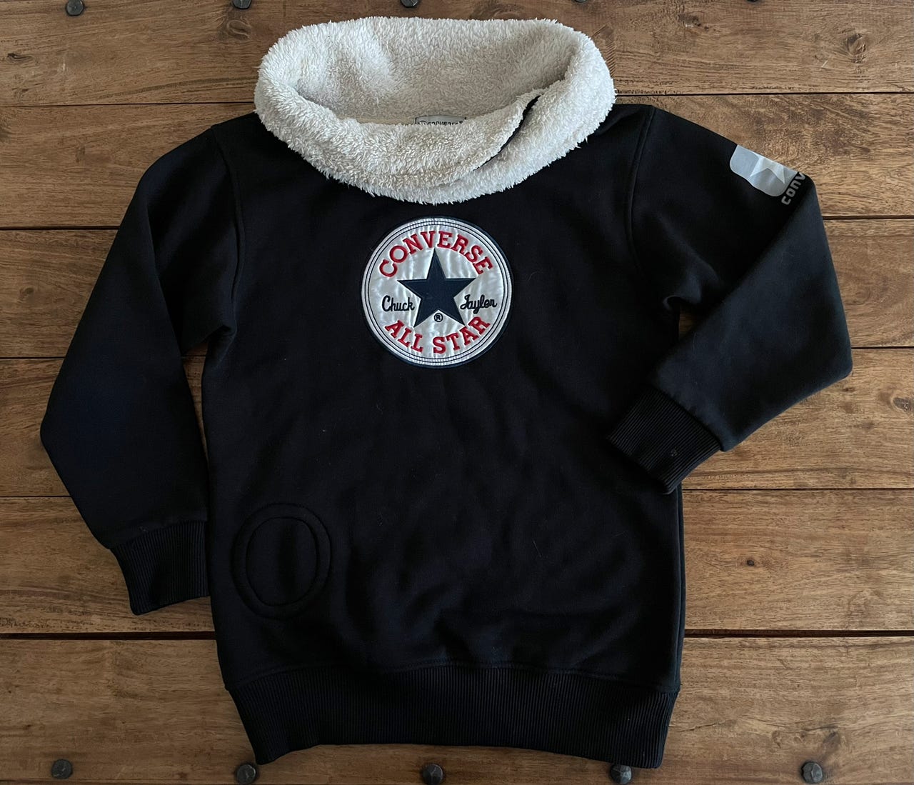 Converse collegepaita koko 140/146