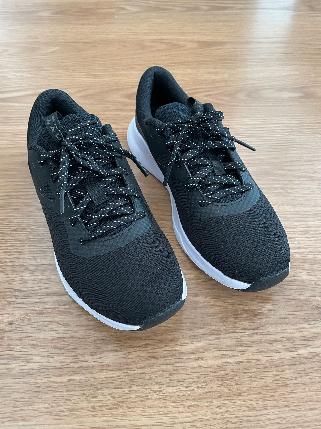 Under Armour Charged Aurora 2 treenikengät | Tori