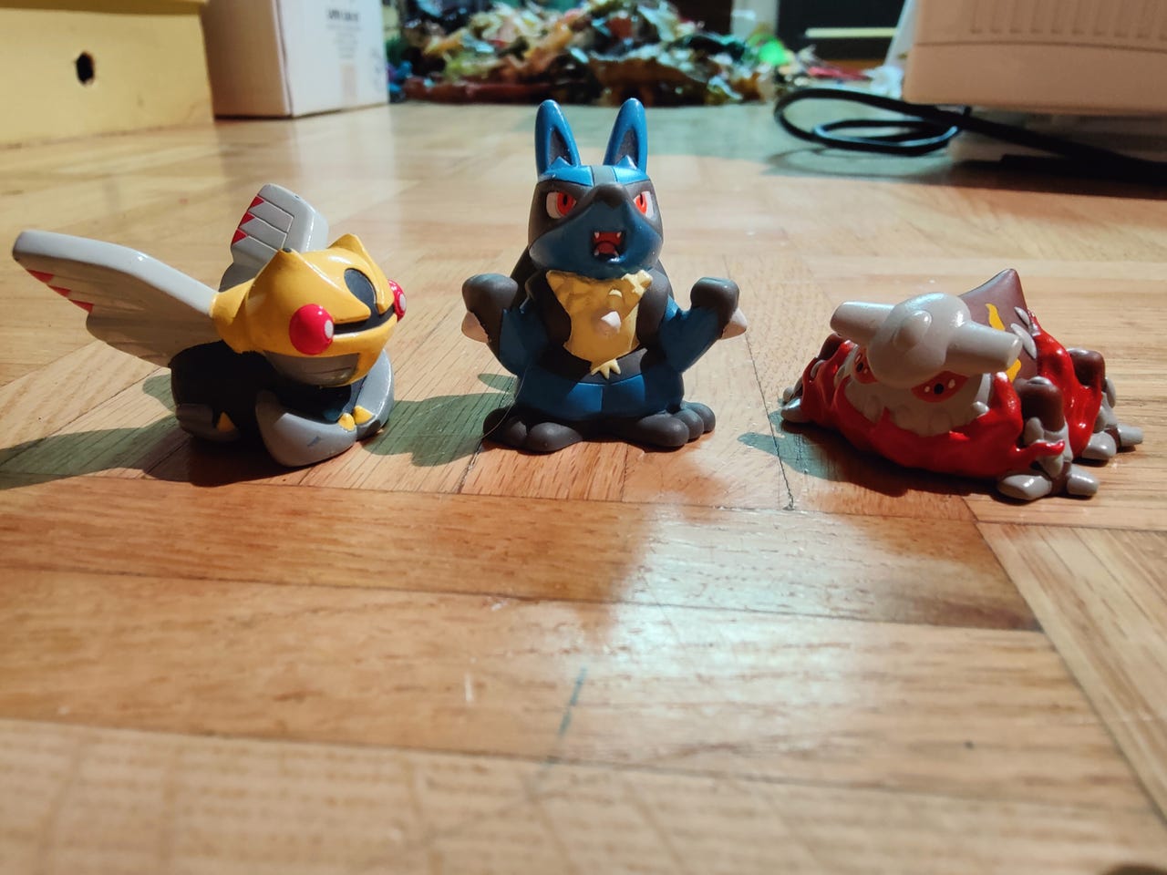 Pokemon kids Shedinja, Lucario ja Heatran Tori