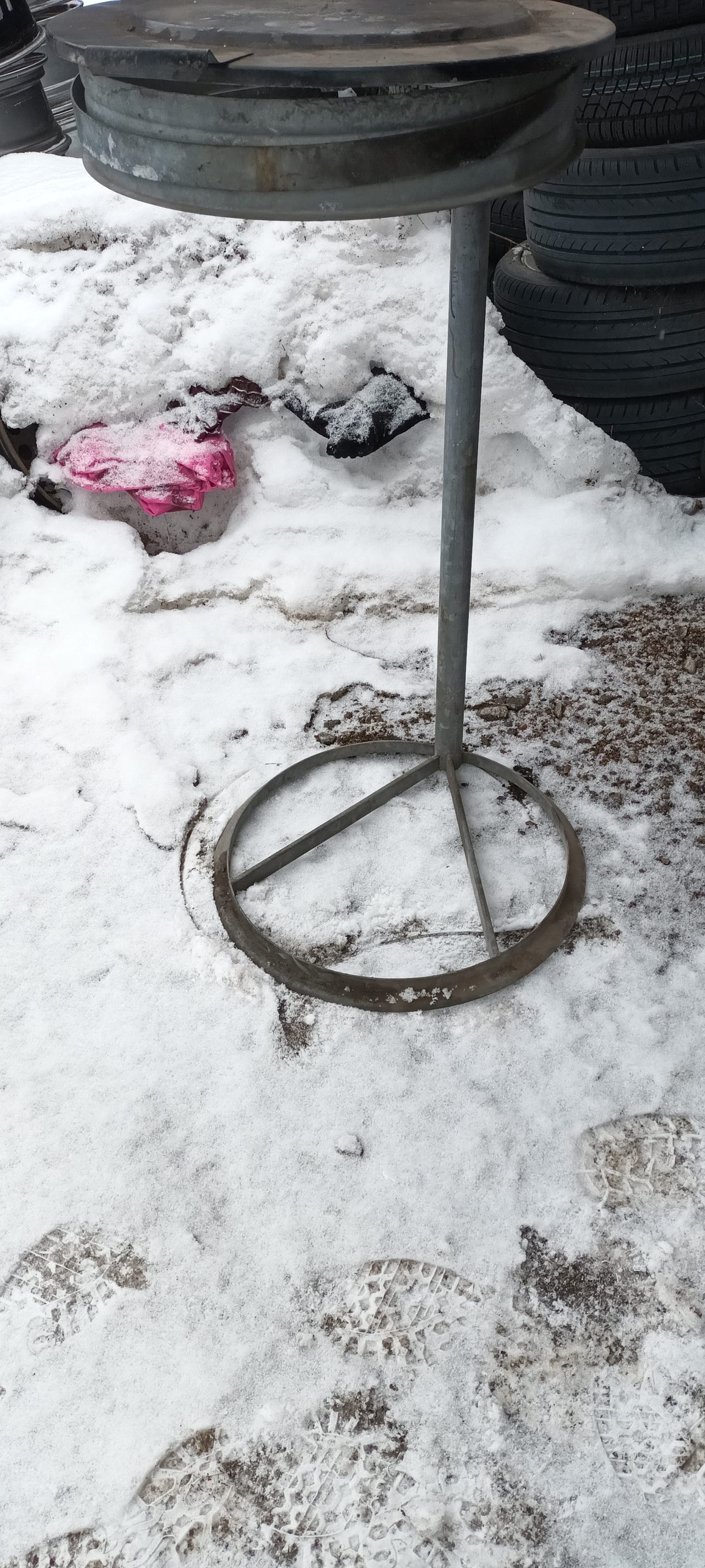 Roskasäkki teline