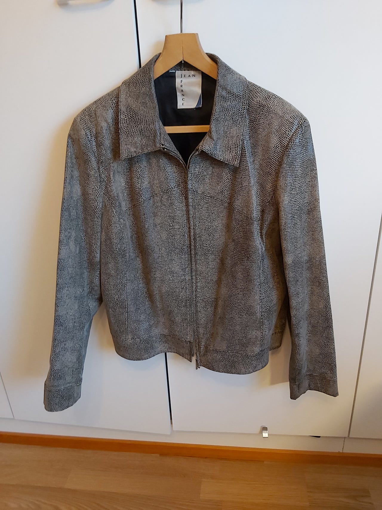 Nahkatakki 40-42